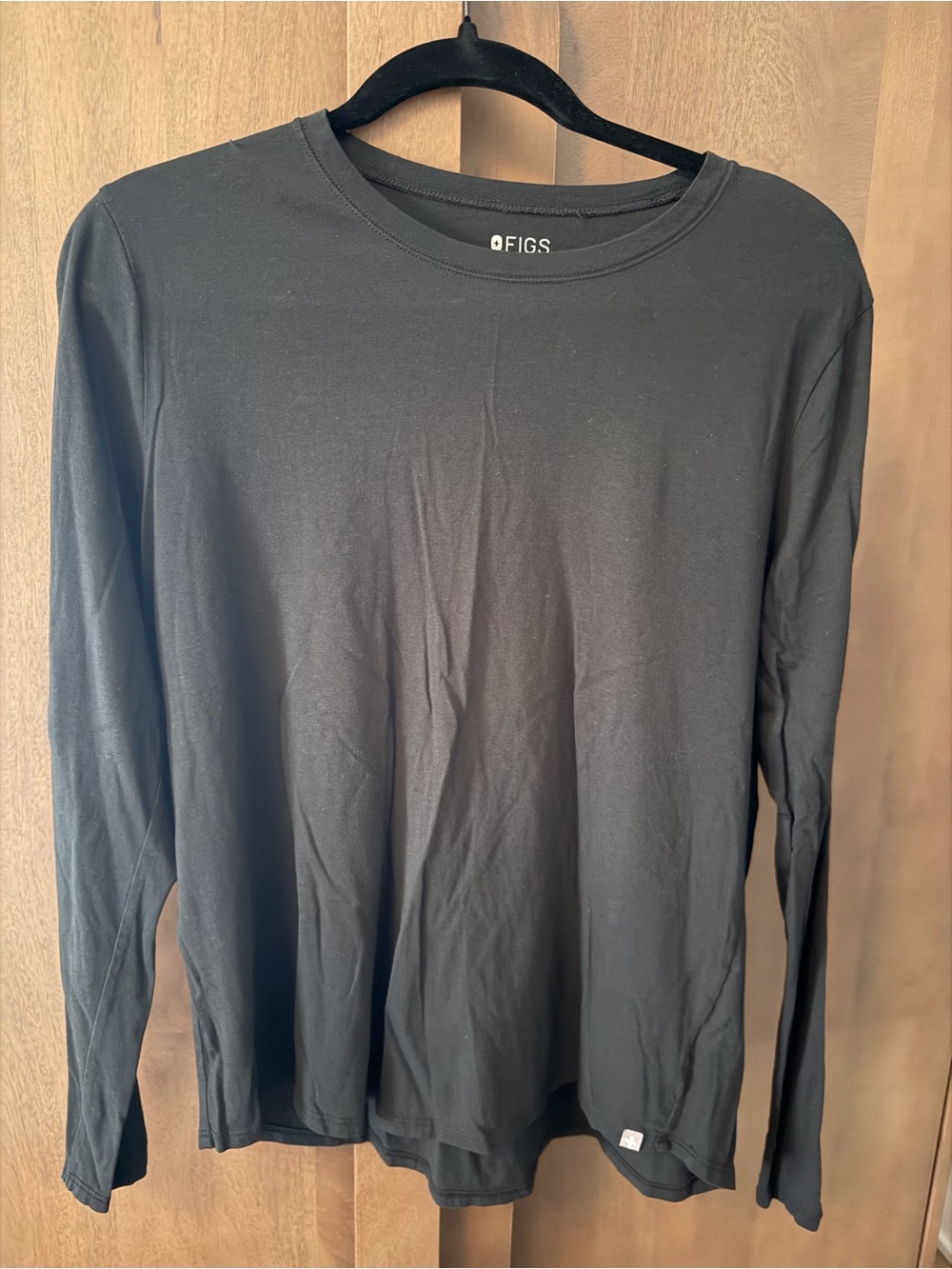Figs Women’s Long Sleeve - Black